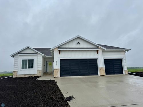 485 Prairie Pkwy, Kindred, ND, 58051 | Card Image