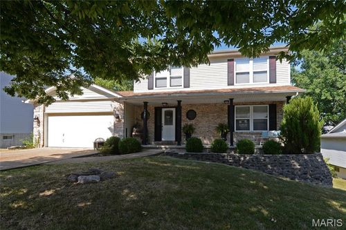 1525 Prehistoric Hill Dr, Imperial, MO, 63052-2290 | Card Image