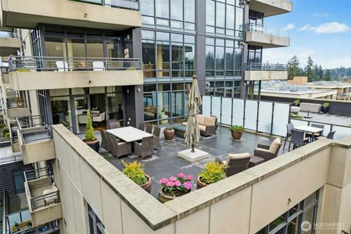 unit-601-10000 Main St, Bellevue, WA, 98004-5696 | Card Image