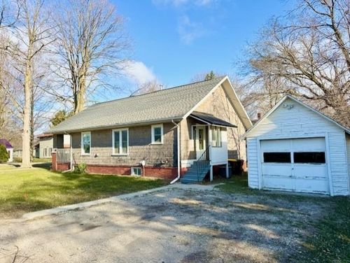 223 S Delaware St, Saint Louis, MI, 48880-1419 | Card Image