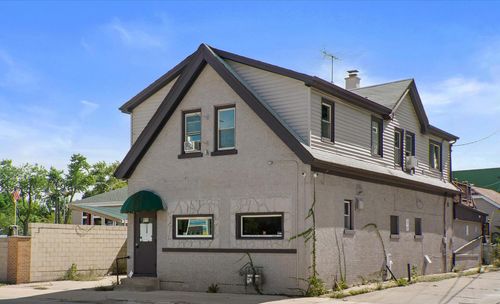 111 W Howard Avenue, Milwaukee, WI, 53207 | Card Image