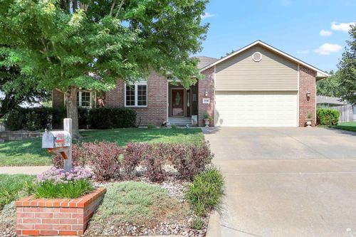 2708 Saint Christopher Cir, Manhattan, KS, 66502-2216 | Card Image