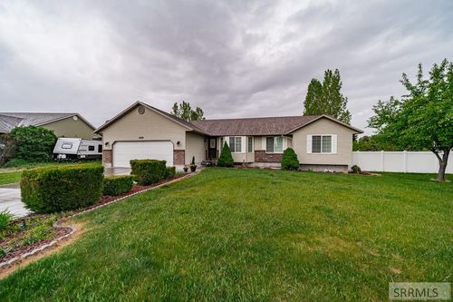 4428 High Desert Dr, Ammon, ID, 83406-4913 | Card Image