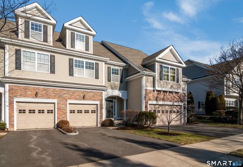 76 Park Place Circle, West Hartford, CT, 06110 | Card Image