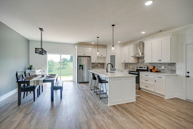 1020 Loggins Rd, House other with 4 bedrooms, 3 bathrooms and 1 parking in Charlotte TN | Image 10