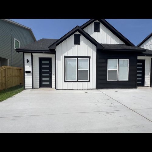 a-4101 Stassen St, Houston, TX, 77051-1867 | Card Image