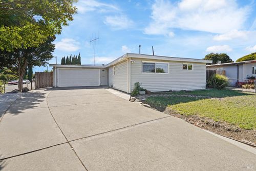 1700 Vermont St, Fairfield, CA, 94533-4534 | Card Image