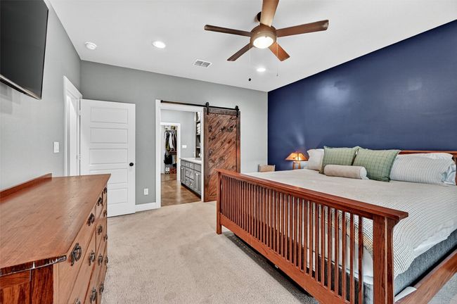 Primary Bedroom | Image 25