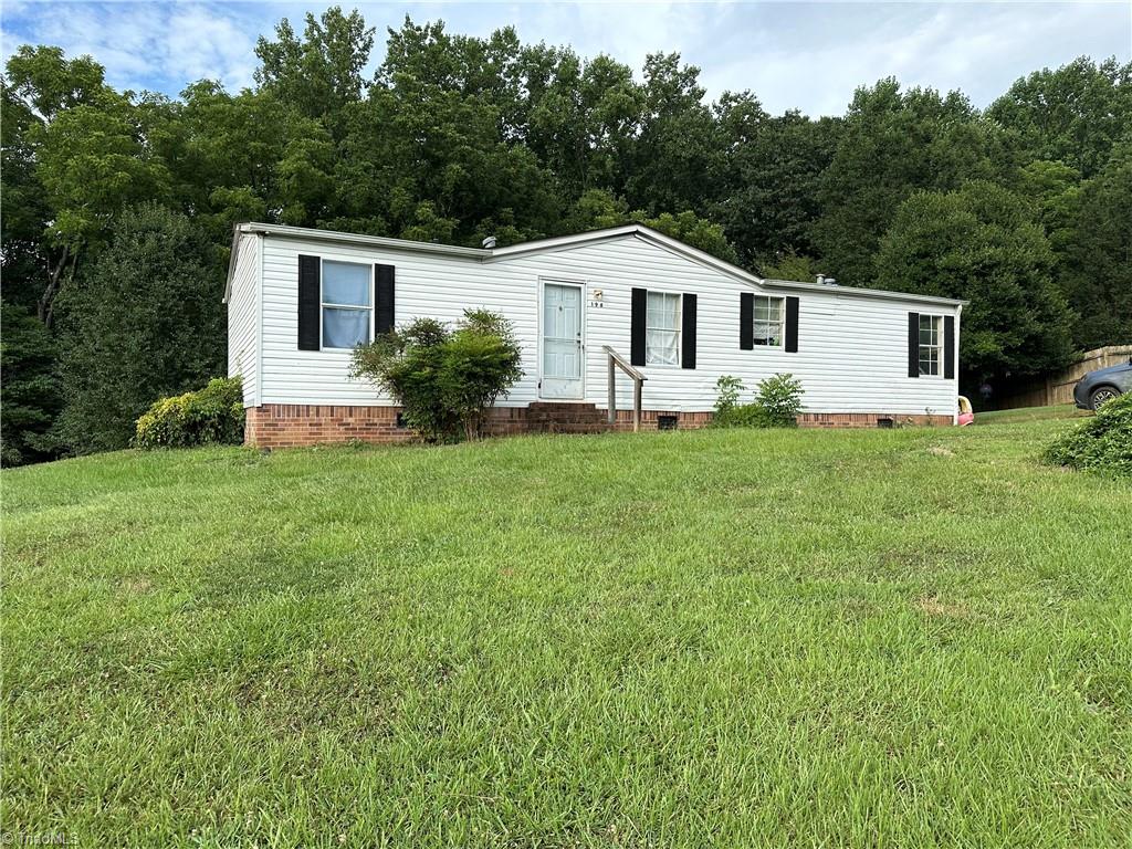 Westwind Ct, Mount Airy, NC 27030