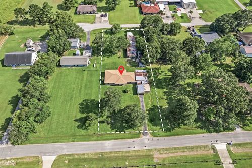1609 Florida St, Nome, TX, 77629 | Card Image