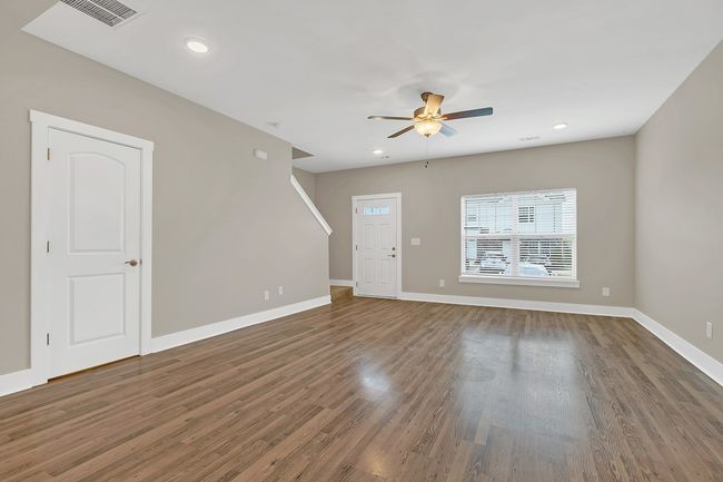 Large open living space - ideal for entertaining | Image 6