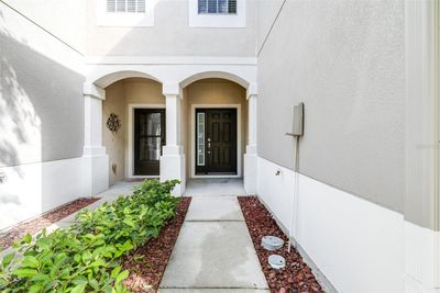 6805 Charlotte Harbor Way, Townhouse with 3 bedrooms, 2 bathrooms and null parking in TAMPA FL | Image 2