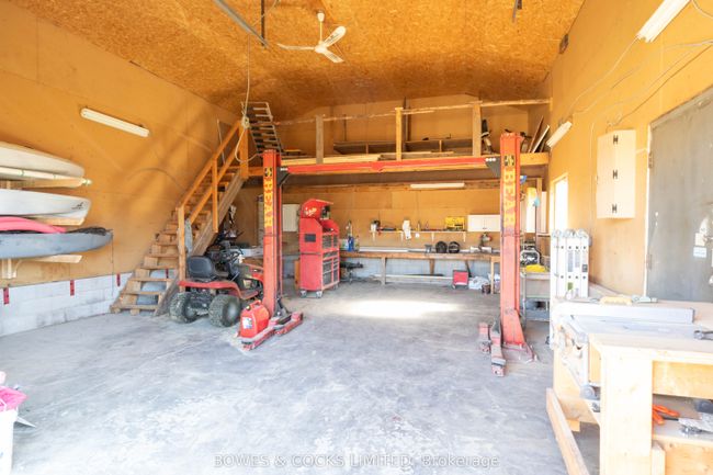 1342 Detlor Rd, House other with 3 bedrooms, 1 bathrooms and 10 parking in L'amable ON | Image 32