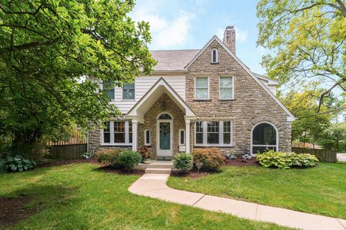 2549 Brentwood Rd, Bexley, OH, 43209-2110 | Card Image