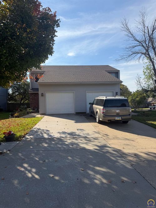 6203 Sw 26th St, Topeka, KS, 66614 | Card Image