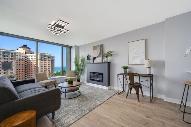 APT-1811 - 5455 N Sheridan Rd, Condo with 2 bedrooms, 1 bathrooms and null parking in CHICAGO IL | Image 4