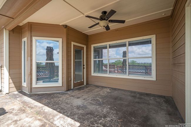 7006 Robin Hood Way, House other with 3 bedrooms, 3 bathrooms and null parking in Schertz TX | Image 27