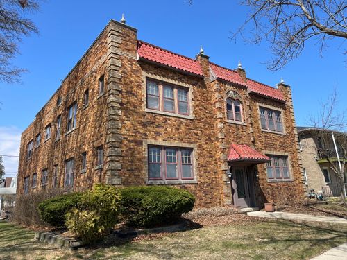 4573 S Lake Dr, Cudahy, WI, 53110-1252 | Card Image