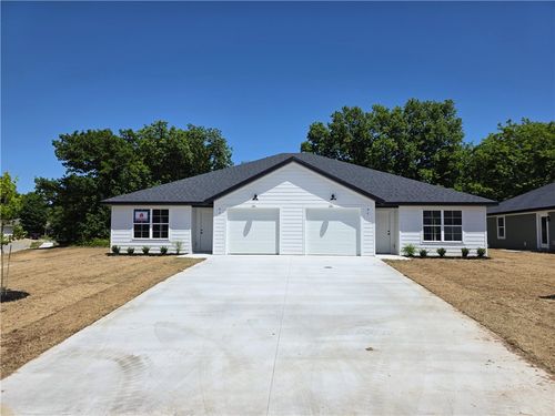 93 W Rainsong Street, Farmington, AR, 72730 | Card Image