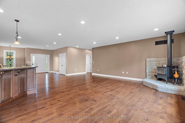 6407 Whalen Line, House other with 5 bedrooms, 3 bathrooms and 10 parking in Lucan Biddulph ON | Image 14