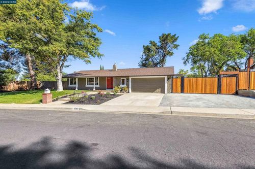 5701 Lewis Way, Concord, CA, 94521-4825 | Card Image