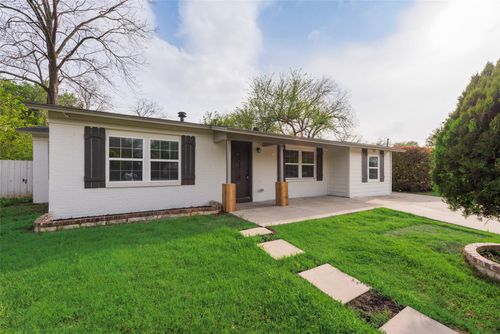 1104 Belvedere Dr, Arlington, TX, 76010-2928 | Card Image