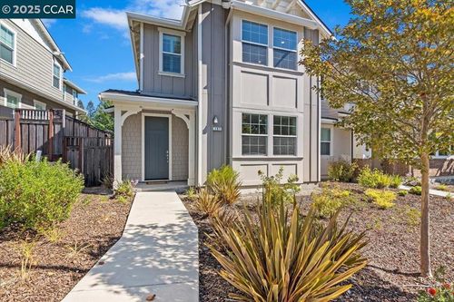 797 Country Club Dr, Moraga, CA, 94556-1318 | Card Image