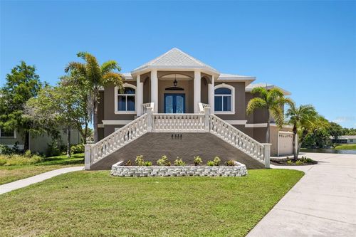 8335 Cheyenne Dr, SEMINOLE, FL, 33777-2742 | Card Image