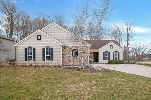 88 King Oak Court Court, Random Lake, WI, 53075 | Card Image