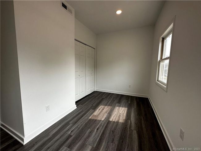 2 - 374 N Colony St, Home with 3 bedrooms, 1 bathrooms and 2 parking in Wallingford CT | Image 12