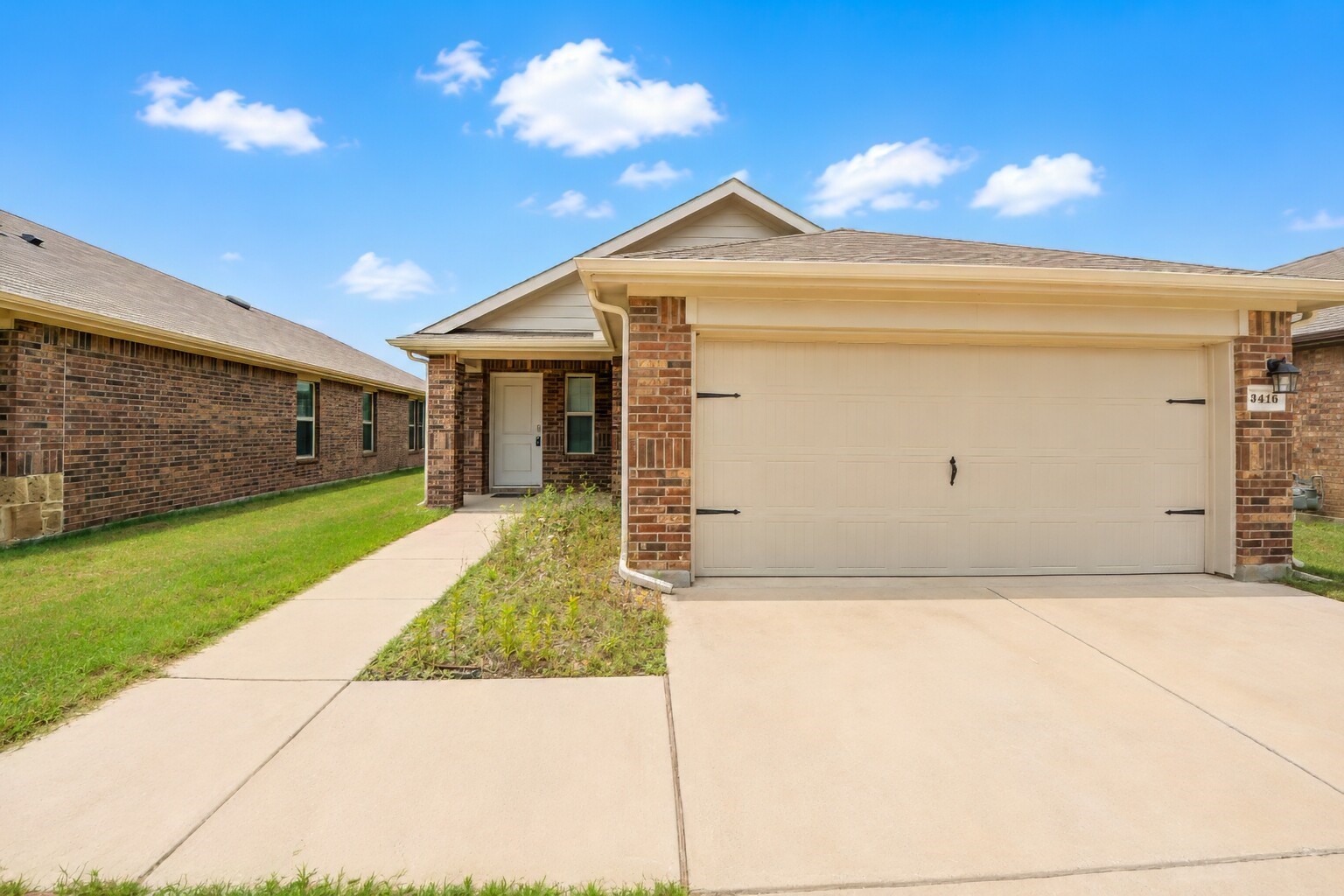 Residential in Crandall