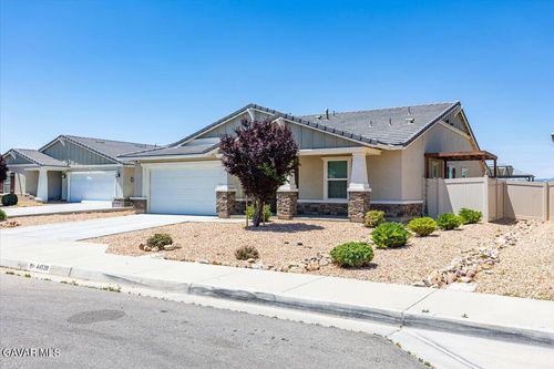 44539 Freer Way, Lancaster, CA, 93536-7644 | Card Image