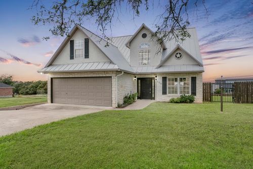 508 Winding Way, Fredericksburg, TX, 78624-5039 | Card Image