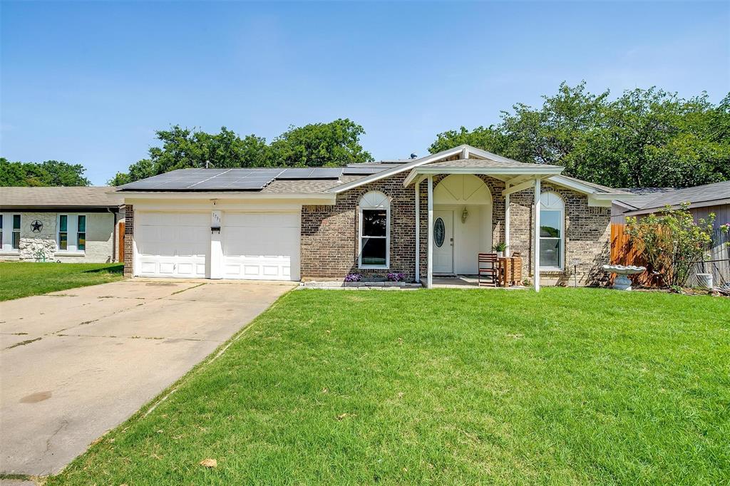 Americana Blvd, Blue Mound, TX 76131
