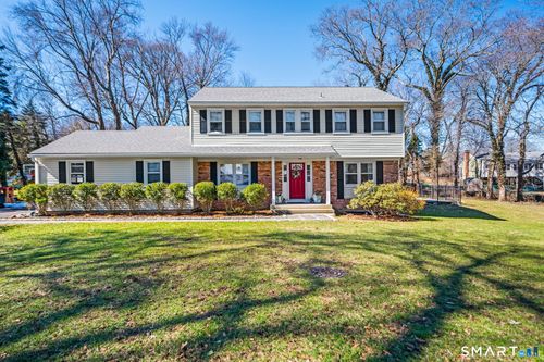 19 Oriole Dr, Norwalk, CT, 06851-5608 | Card Image