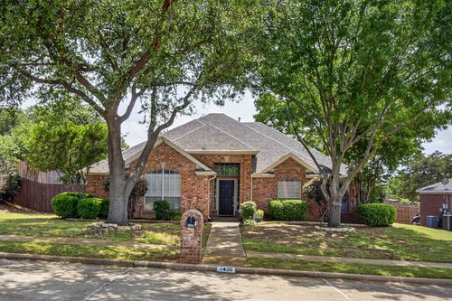 1426 Flamingo Dr, Lewisville, TX, 75077-7620 | Card Image