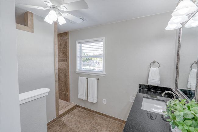 1005 Smirl Dr, House other with 4 bedrooms, 2 bathrooms and null parking in Heath TX | Image 16