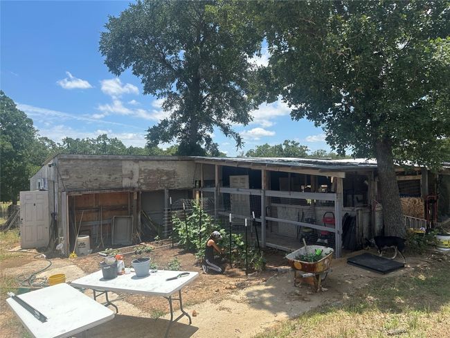Rear view of property with an outdoor structure | Image 20
