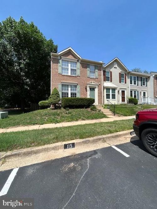 120 Foxview Dr, GLEN BURNIE, MD, 21061-6311 | Card Image