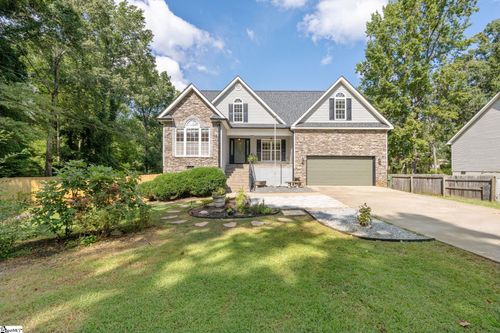 216 Barrett Dr, Mauldin, SC, 29662-2032 | Card Image