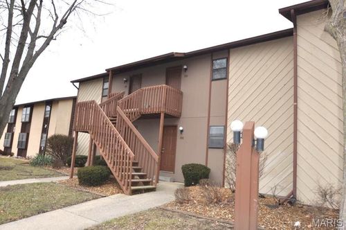 66 Peachtree Ln, Fairview Heights, IL, 62208-3808 | Card Image