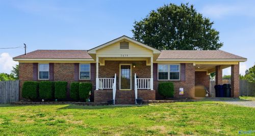 2679 Old Big Cove Rd Se, Owens Cross Roads, AL, 35763-8721 | Card Image