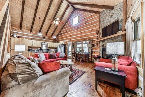 245 Weeks Creek Rd, Blue Ridge, GA, 30513-6413 | Card Image