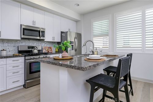 103-805 S Anaheim Blvd, Anaheim, CA, 92805-3818 | Card Image