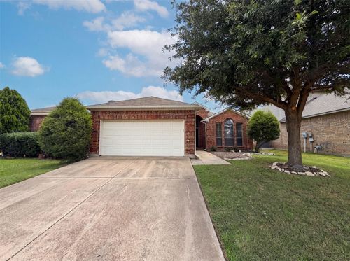 1205 Kachina Ln, Haslet, TX, 76052-3334 | Card Image