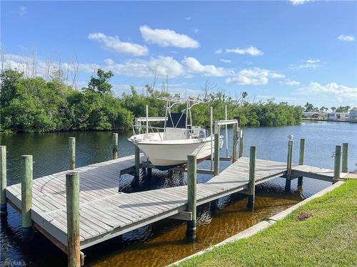 17711 Canal Cove Ct, FORT MYERS BEACH, FL, 33931-7116 | Card Image