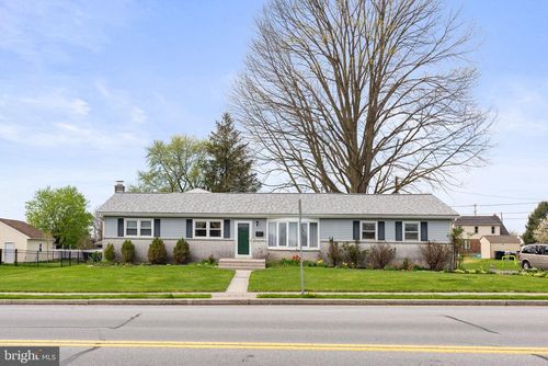 651 N Grant St, PALMYRA, PA, 17078-1202 | Card Image