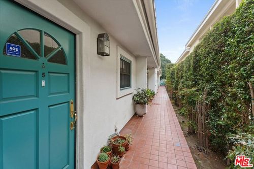apt-5-1121 Princeton St, Santa Monica, CA, 90403-4736 | Card Image