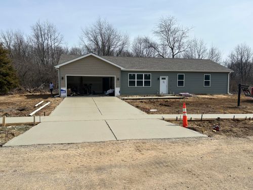 421 Belvoir Rd, Kingsford Heights, IN, 46346-3300 | Card Image