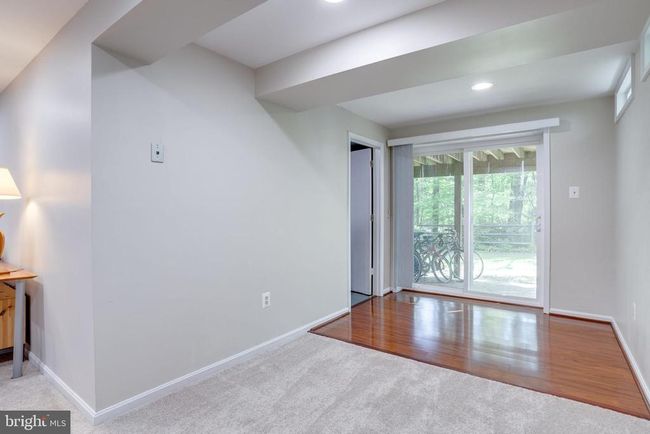 8801 Aquary Ct, House other with 5 bedrooms, 4 bathrooms and null parking in SPRINGFIELD VA | Image 19